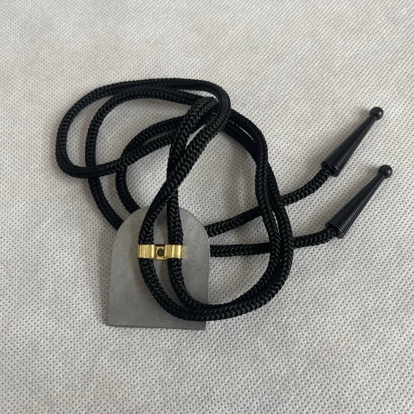 Keehawlife Western Bolo Tie with Cowboy Boot and "Loards 4th Rodeo" Engraving - Picture 2 of 3